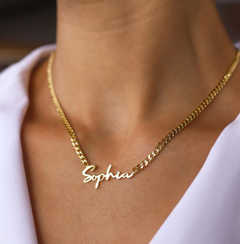 Dainty Name Necklace